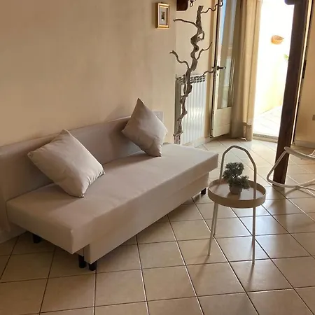 Melissa فندق مبيت وإفطار *